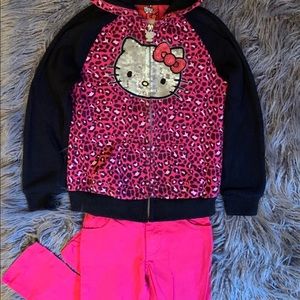 Hello Kitty Hoodie & Jeans Outfit